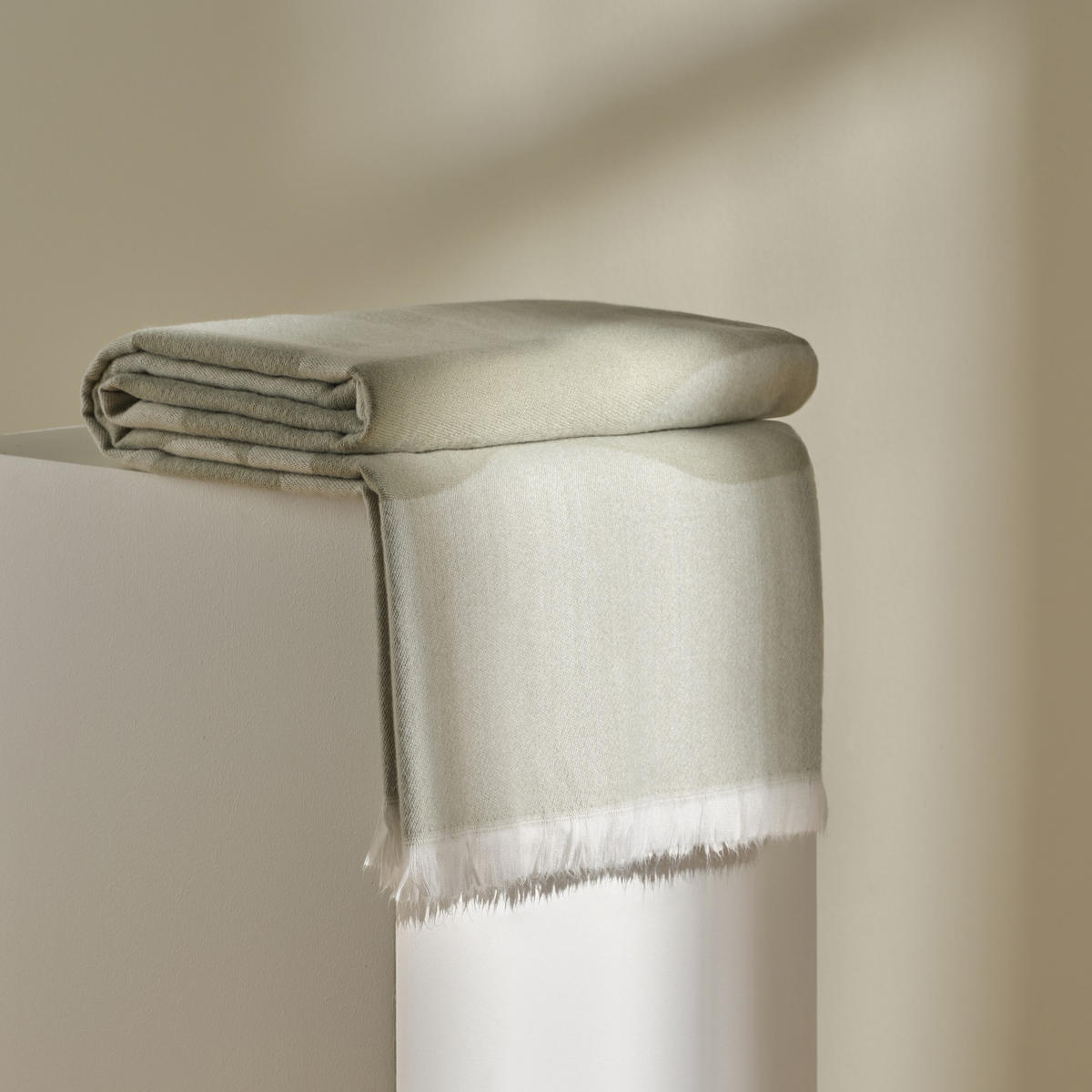 DECKE Nica - Hellgrün, Textil (130/170cm) - home&you