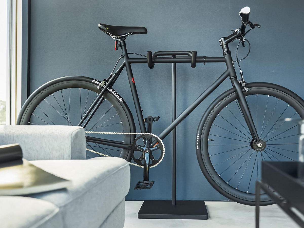 FAHRRAD-STÄNDER Tower schwarz 38/92/33 cm für die Wohnung - Schwarz, Metall (33/94/38cm) - Yamazaki