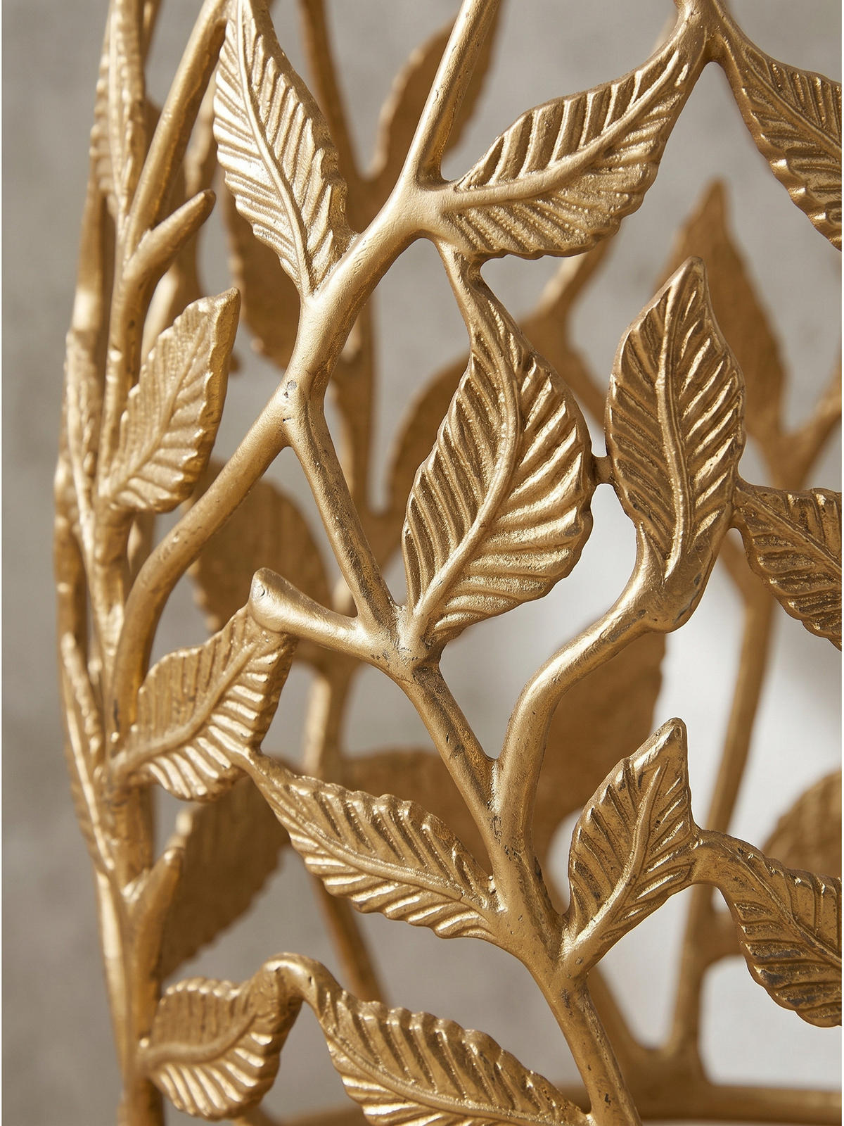 BEISTELLTISCH ALASSIO, Marmor, handgefertigt, Gold-Weiß, Ø 40 x 46 cm - Goldfarben, Stein/Metall (40/40/46cm) - KADIMA DESIGN