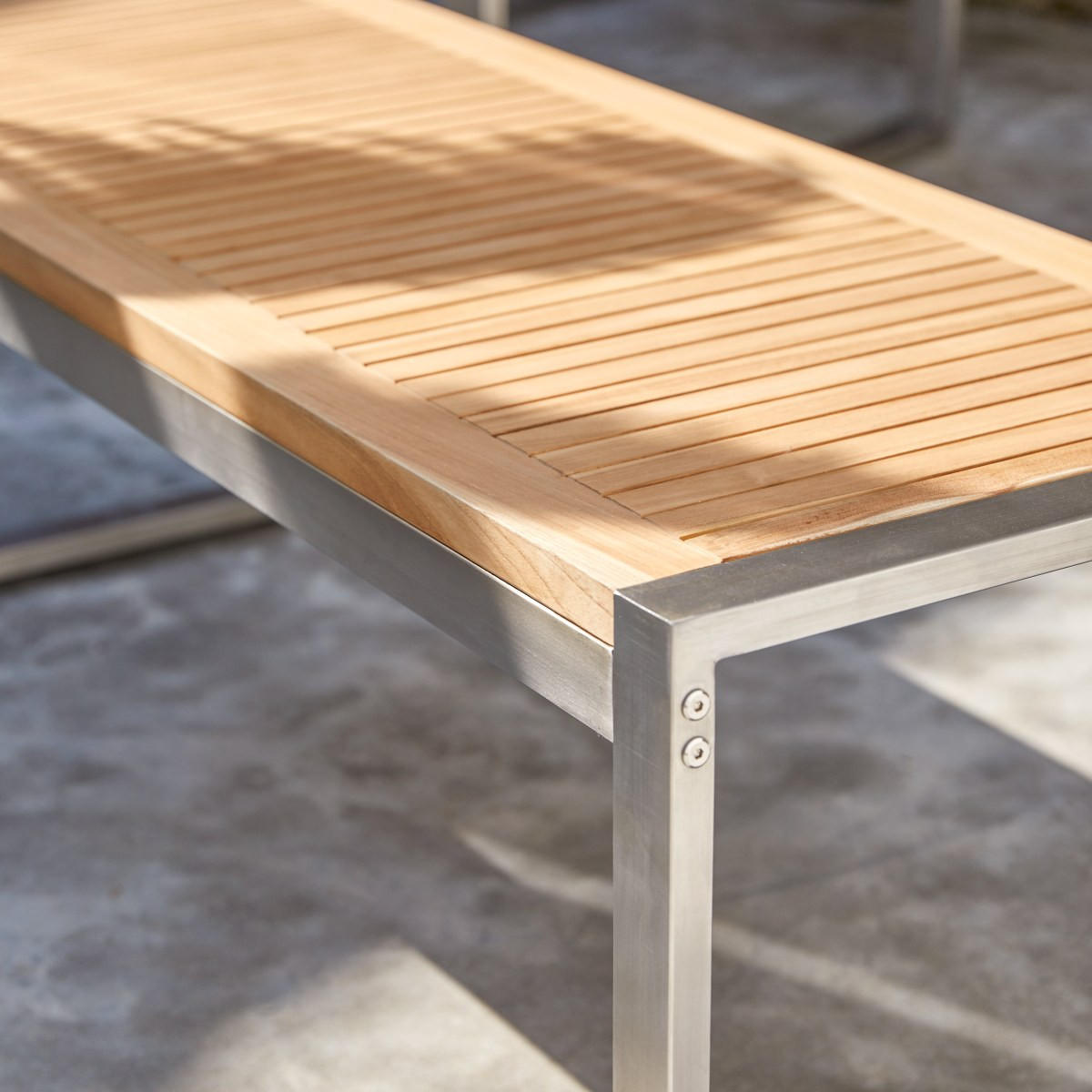 GARTENBANK Arno Natur aus Teak - Naturfarben, Holz (120/44/45cm) - Tikamoon