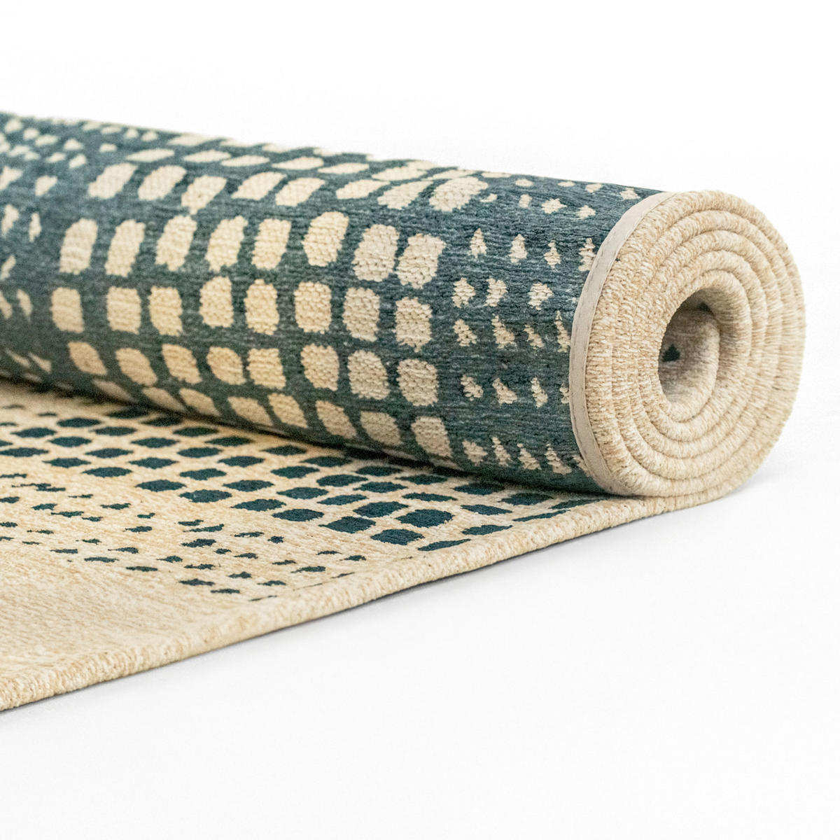 PREPROGA Zen Garden Scots Pine 240/340 cm - modra, umetna masa/tekstil (240/340cm) - Louis De Poortere