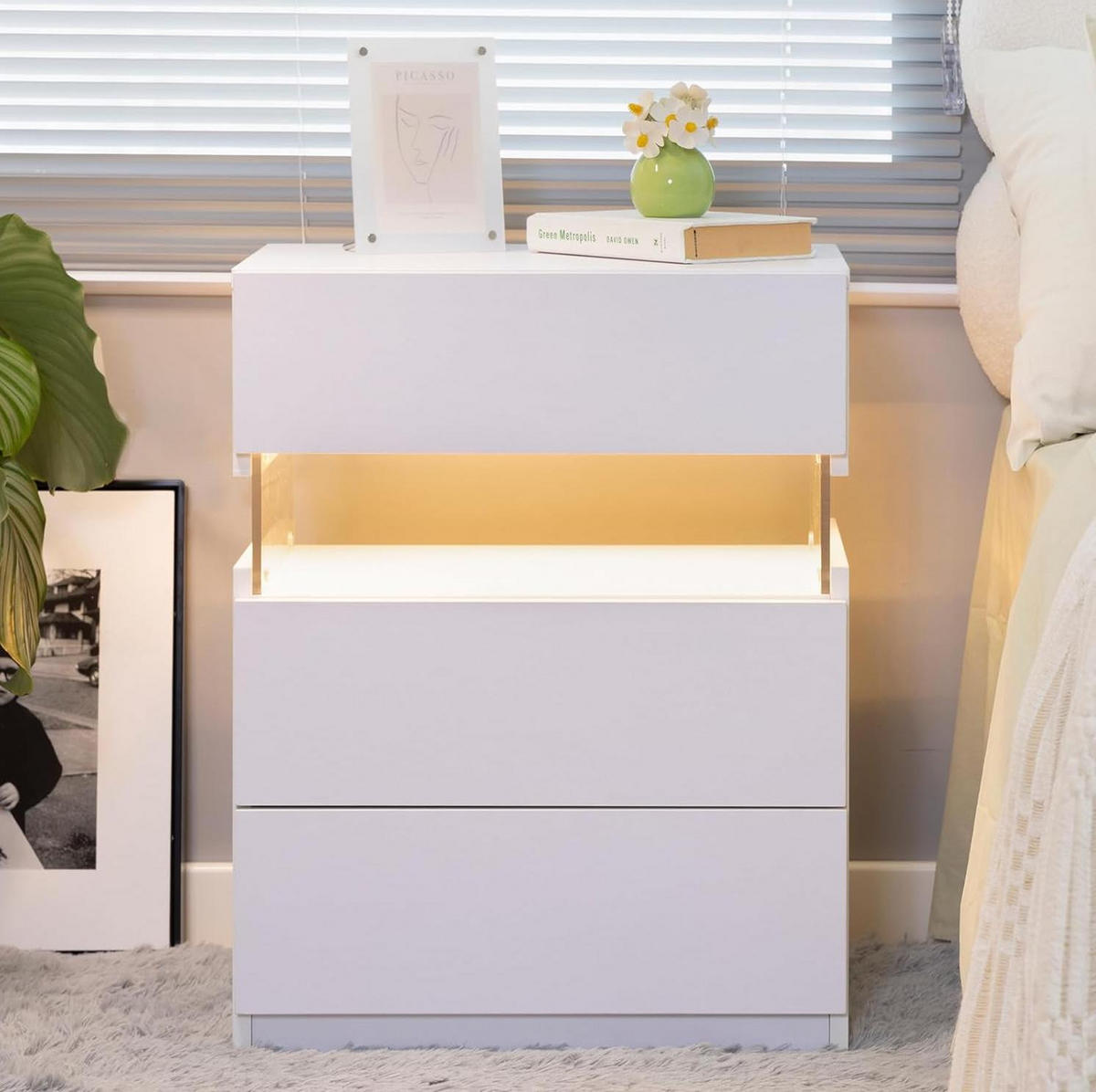NACHTTISCH 48/38/61 cm Weiß aus Holzwerkstoff mit 3 Schubladen und LED-Beleuchtung - Weiß, Holzwerkstoff (38/61/48cm) - OKWISH