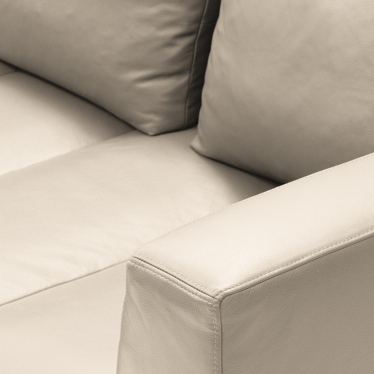 ECKSOFA mit Ottomane - Chromfarben/Hellgrau, Leder/Metall (255/230cm) - home24