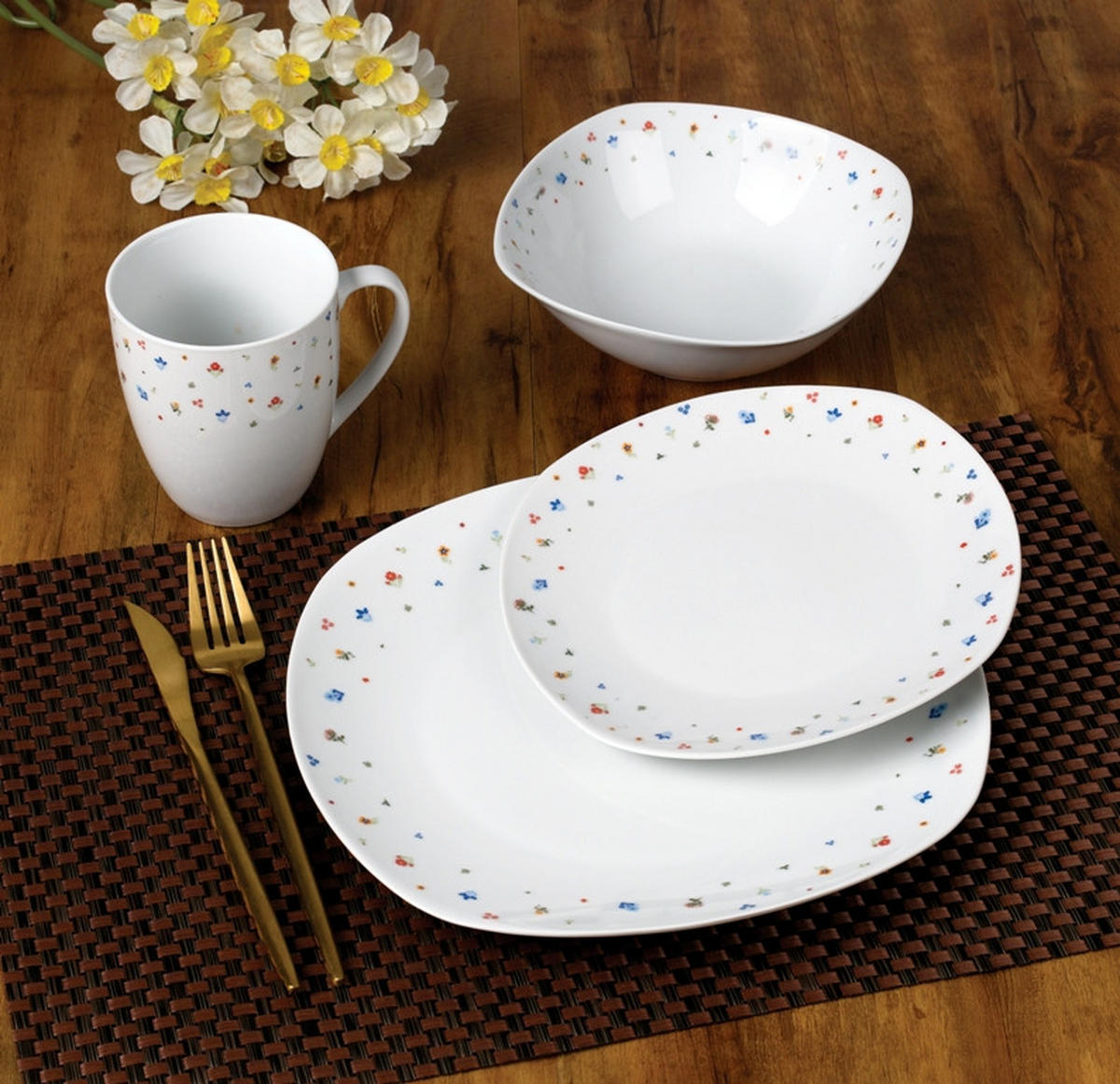 GESCHIRR-SET Lea 16-tlg Multicolor 30/30/40cm Porzellan - Multicolor, Keramik (30/40/30cm) - Mondex