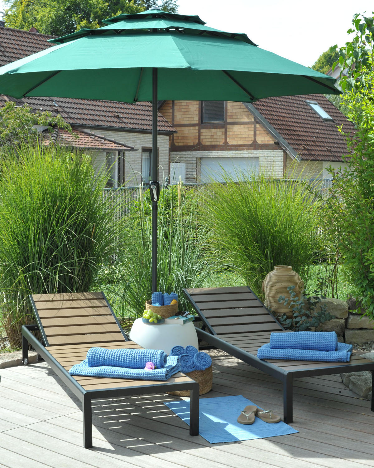 UMBRELĂ DE SOARE verde smarald 285 cm Bibione - verde/negru, material textil (285/285cm) - Beliani