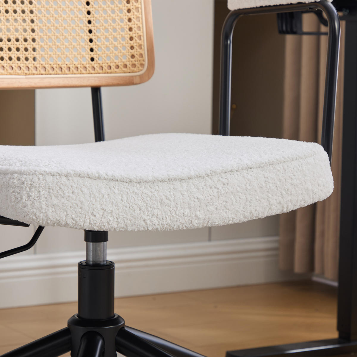 BÜROSTUHL Vintage, Elfenbein, Chenille, Rattan, verstellbar - Weiß, Textil (58.5/91.5/61cm)