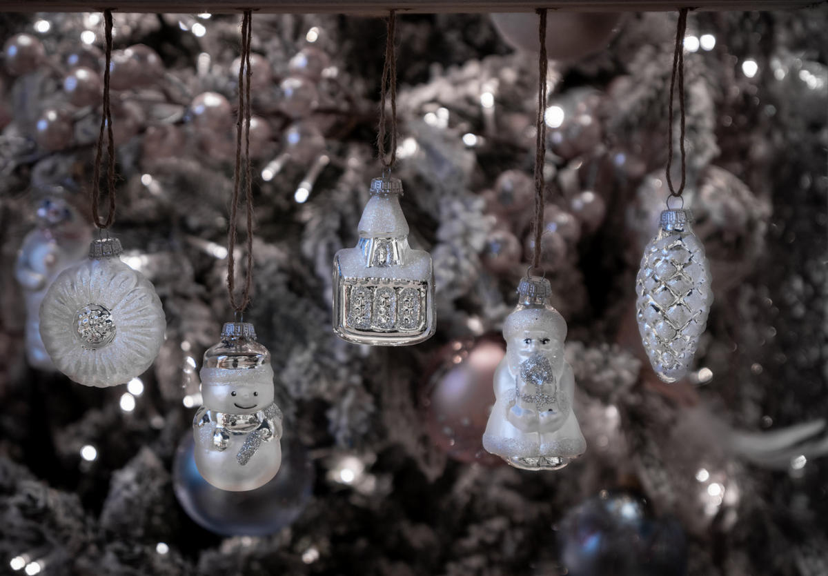 CHRISTBAUMSCHMUCK Formen- und Figuren-Sortiment Silberfarbig 9cm (Glas / 9 Stk.) - Silberfarben, Glas (6/9/5cm) - Krebs Glas Lauscha