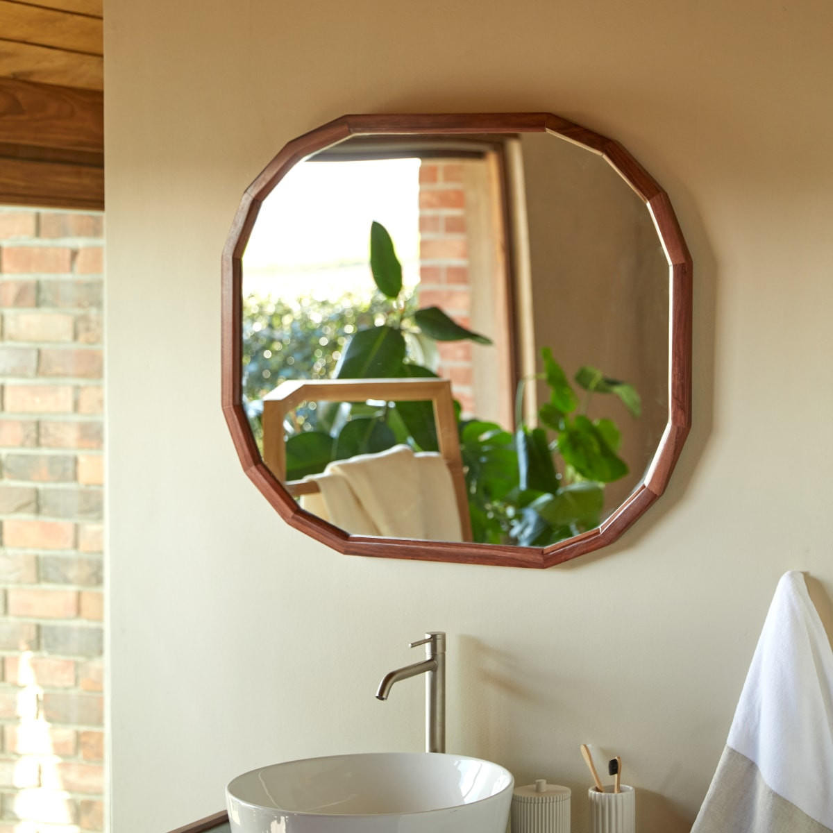 SPIEGEL Jade Braun aus Palisander - Braun, Holz (70/80/3cm) - Tikamoon