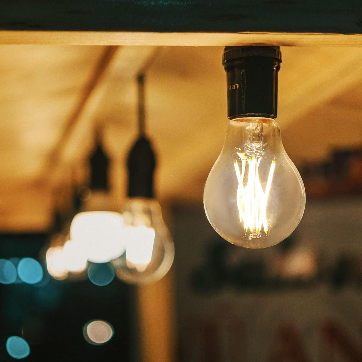 LED žárovky E27 4W (sada 6 ks) - průhledná, sklo (6/10.5cm) - Nettlife