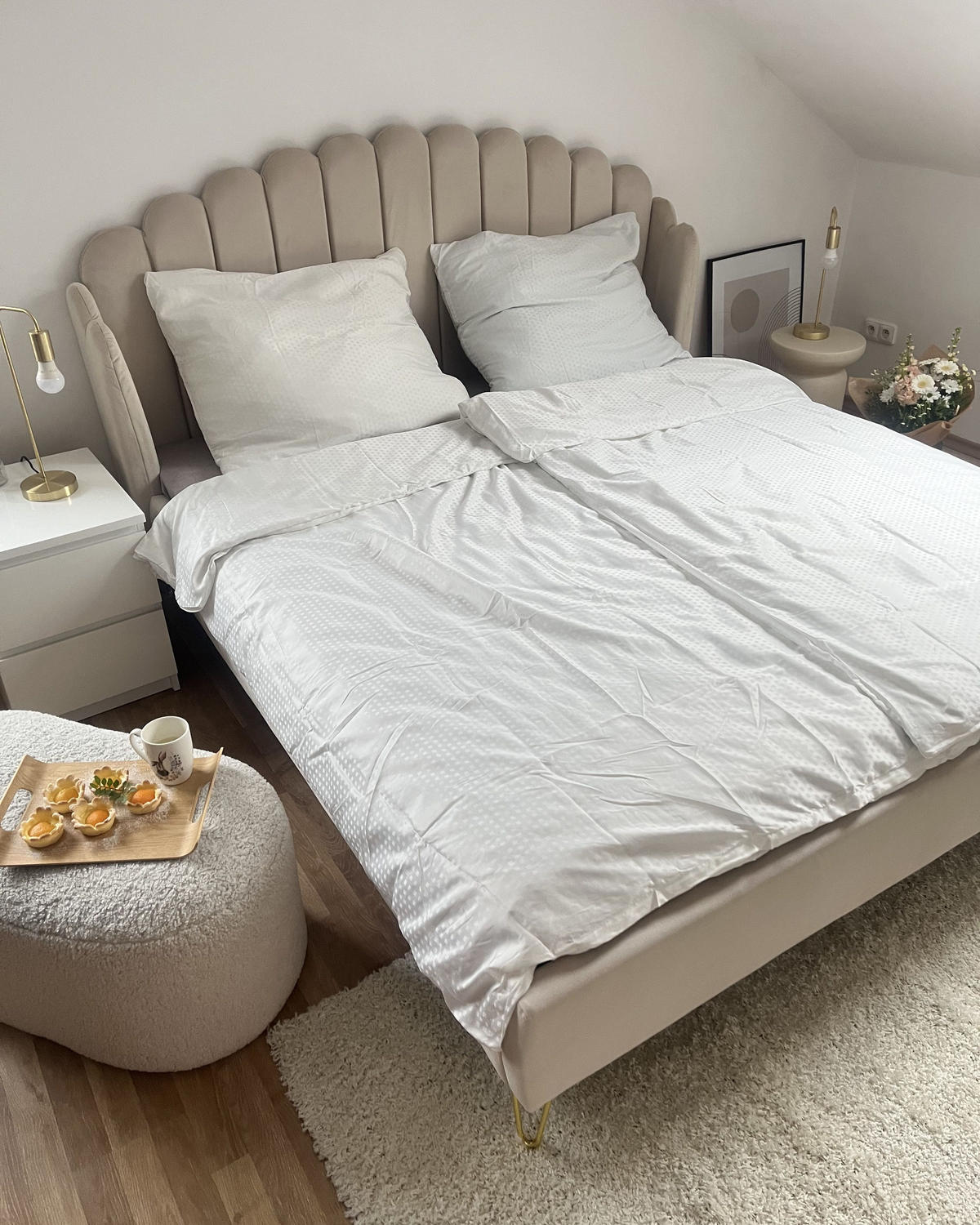 SAMTBETT 180/200cm Helles Beige Ambillou - Beige, Textil (180/200cm) - Beliani