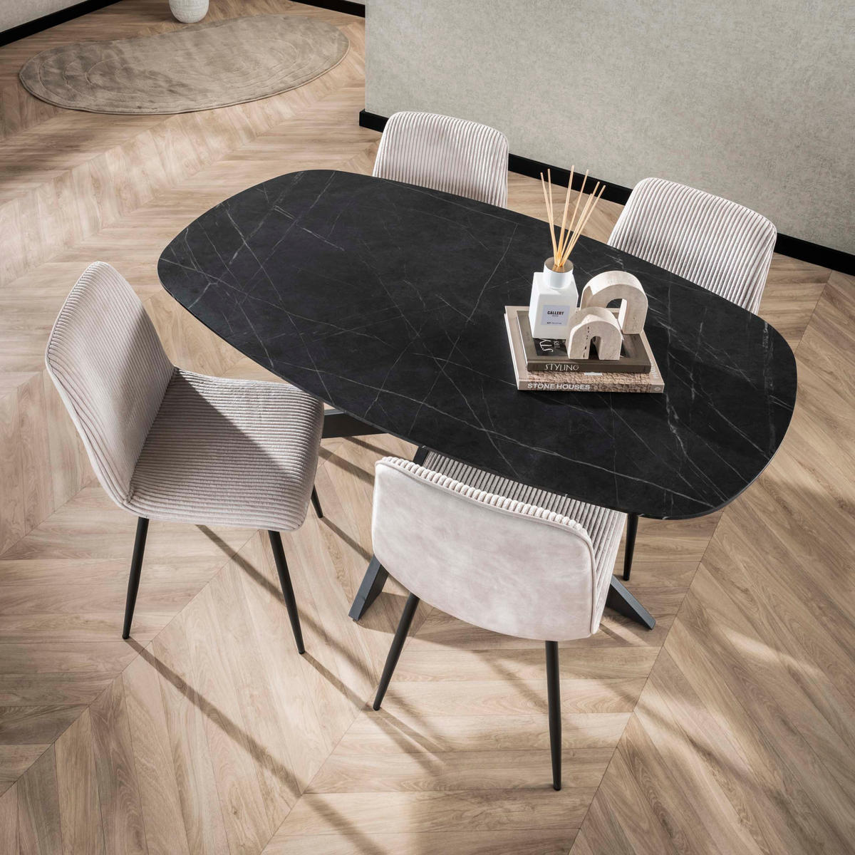 ESSTISCH ONYX CROCE PICCOLO Kompakter Dänisch-Ovaler Tisch in Graphit-Steinoptik 150 cm - Schwarz, Holz (150/90/76cm) - alesvelt
