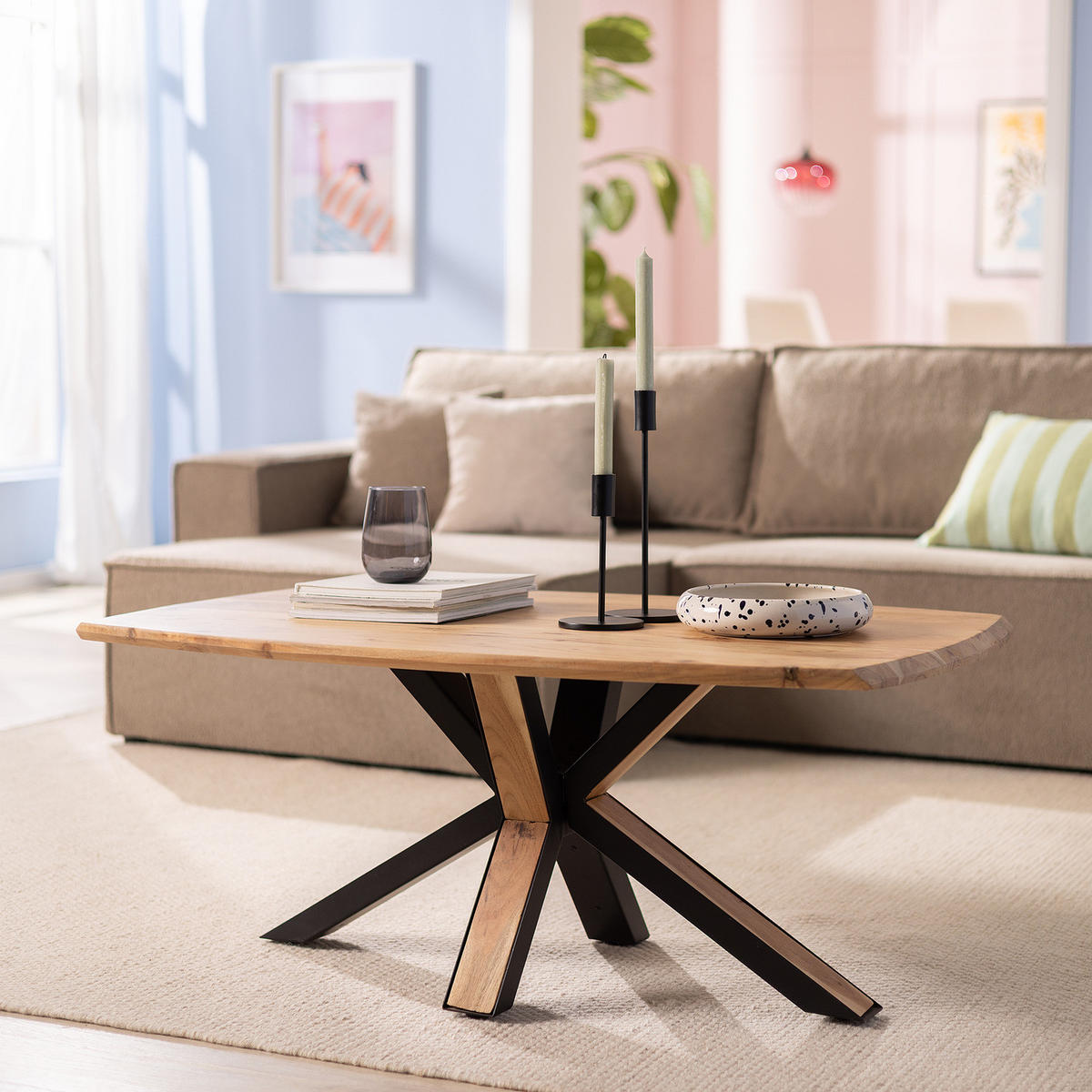 COUCHTISCH - Akazie massiv - 110 cm - Schwarz/Akaziefarben, Holz/Metall (70/110/45cm) - home24