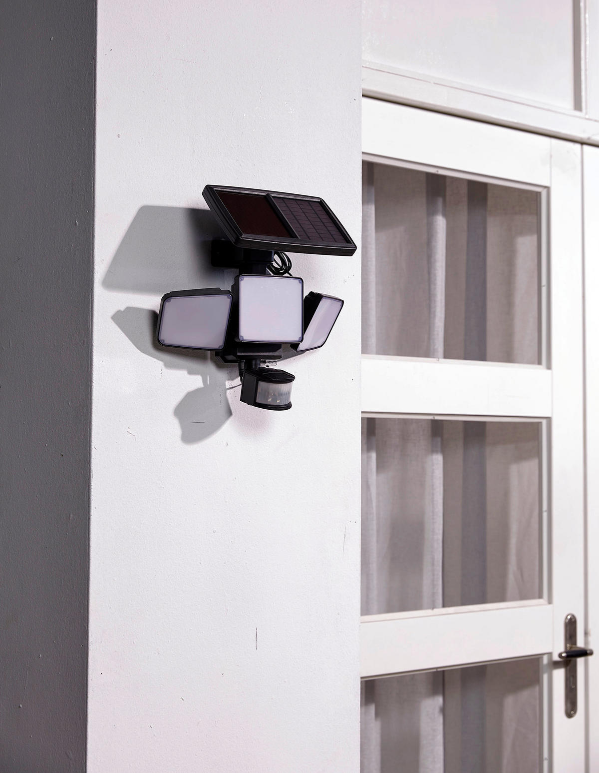 SICHERHEITSLAMPE 24.5/20.5/18.5cm - Schwarz, Kunststoff (24.5/20.5/18.5cm) - Luxform