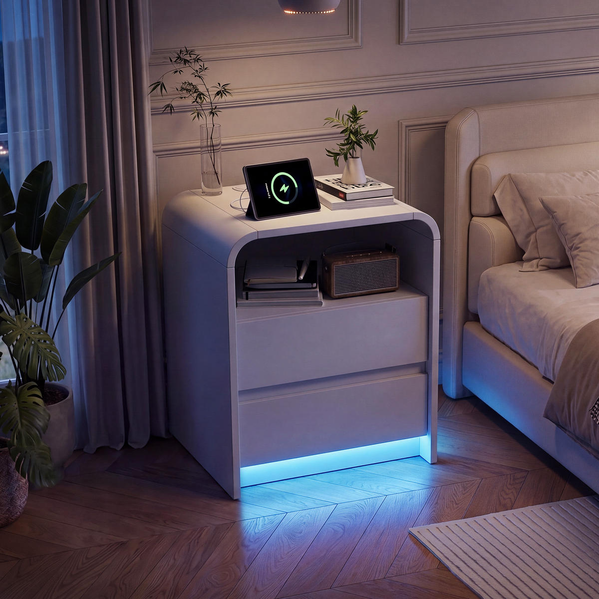 NATTDUKSBORD, set om 2, vita med RGB-LED, EU-uttag och laddningsstation - Vit, Trä (40/57/45cm) - SHOPENTRA