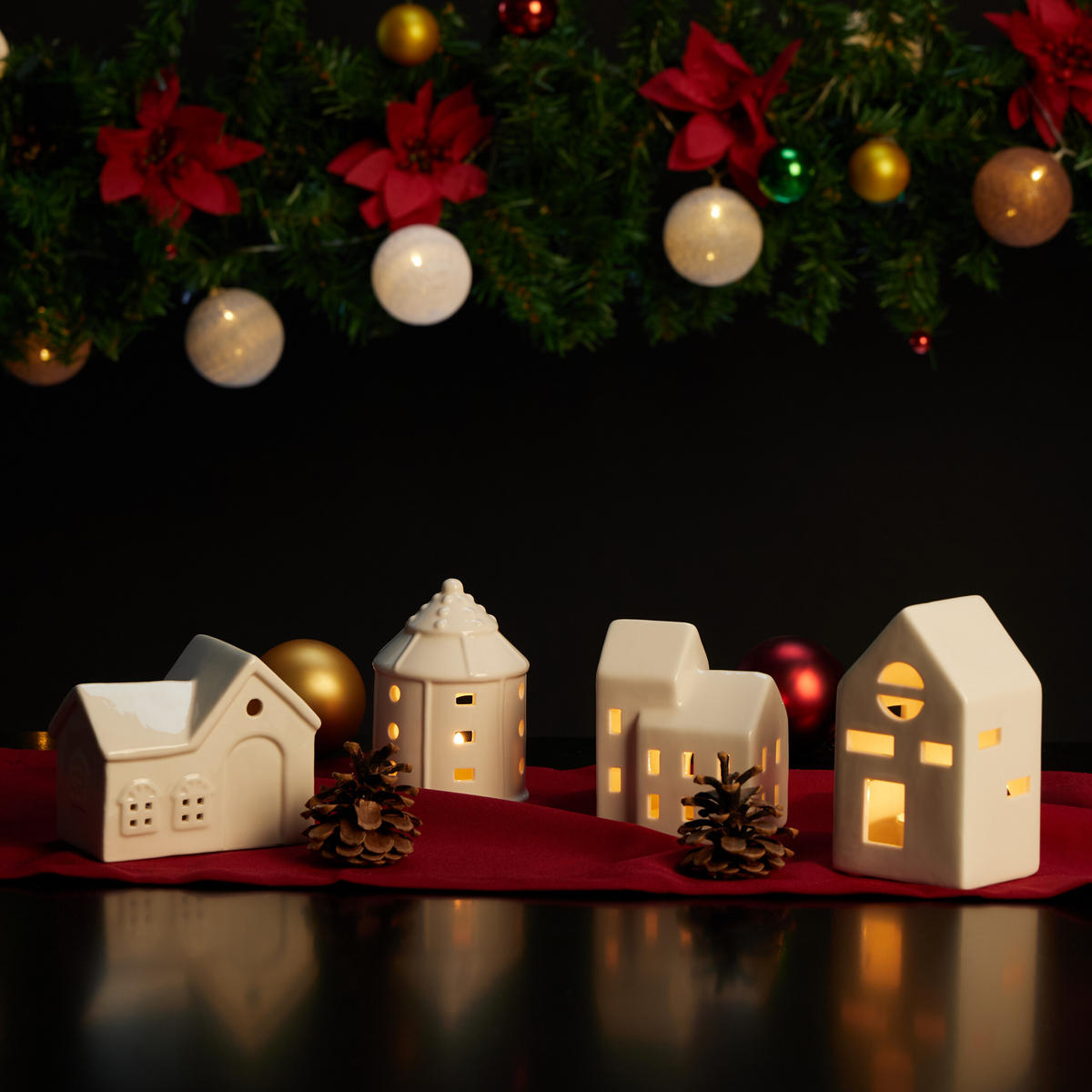 TEELICHTHAUS - Weiß, Keramik (12.5cm) - Relaxdays