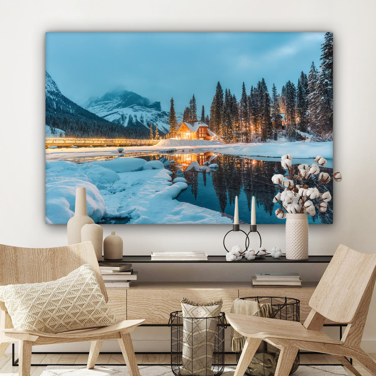 LEINWANDBILD Winterlandschaft - Natur - Haus - Berge - Schnee Wohnzimmer Groß 120x80 cm - Hellblau, Textil (120/80cm) - MuchoWow