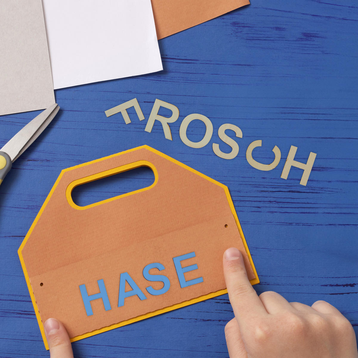 324TLG.HOLZBUCHSTABEN-SET - Multicolor, Holz (10.5/2.5/30cm) - Relaxdays