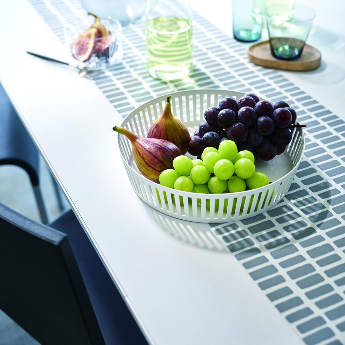 OBSTSCHALE 3813 Tower Weiß 5 x 25 x 25 cm - Weiß, Metall (5cm) - Yamazaki
