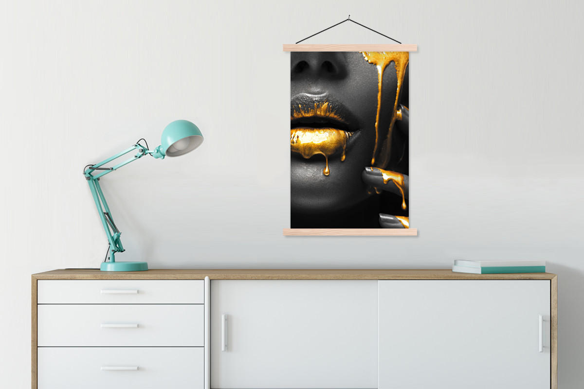 POSTER Frau - Schwarz - Gold - Gesicht - Lippen 60x90 cm - Goldfarben, Textil (60/90/0.15cm) - MuchoWow