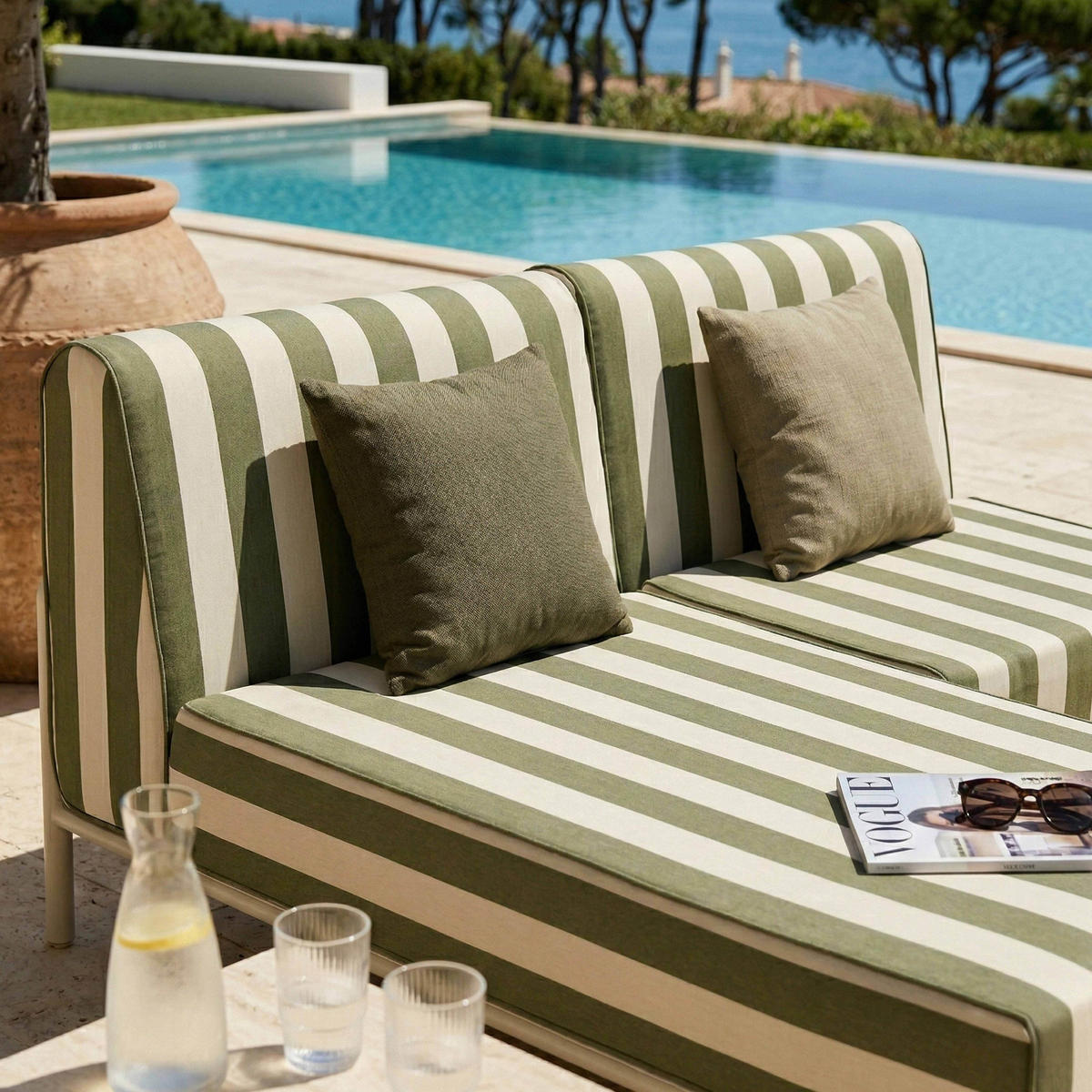 GARTENSOFA mit 2 Sitzplätzen, Khakigrün - Grün, Textil (153/78/144cm) - Oviala