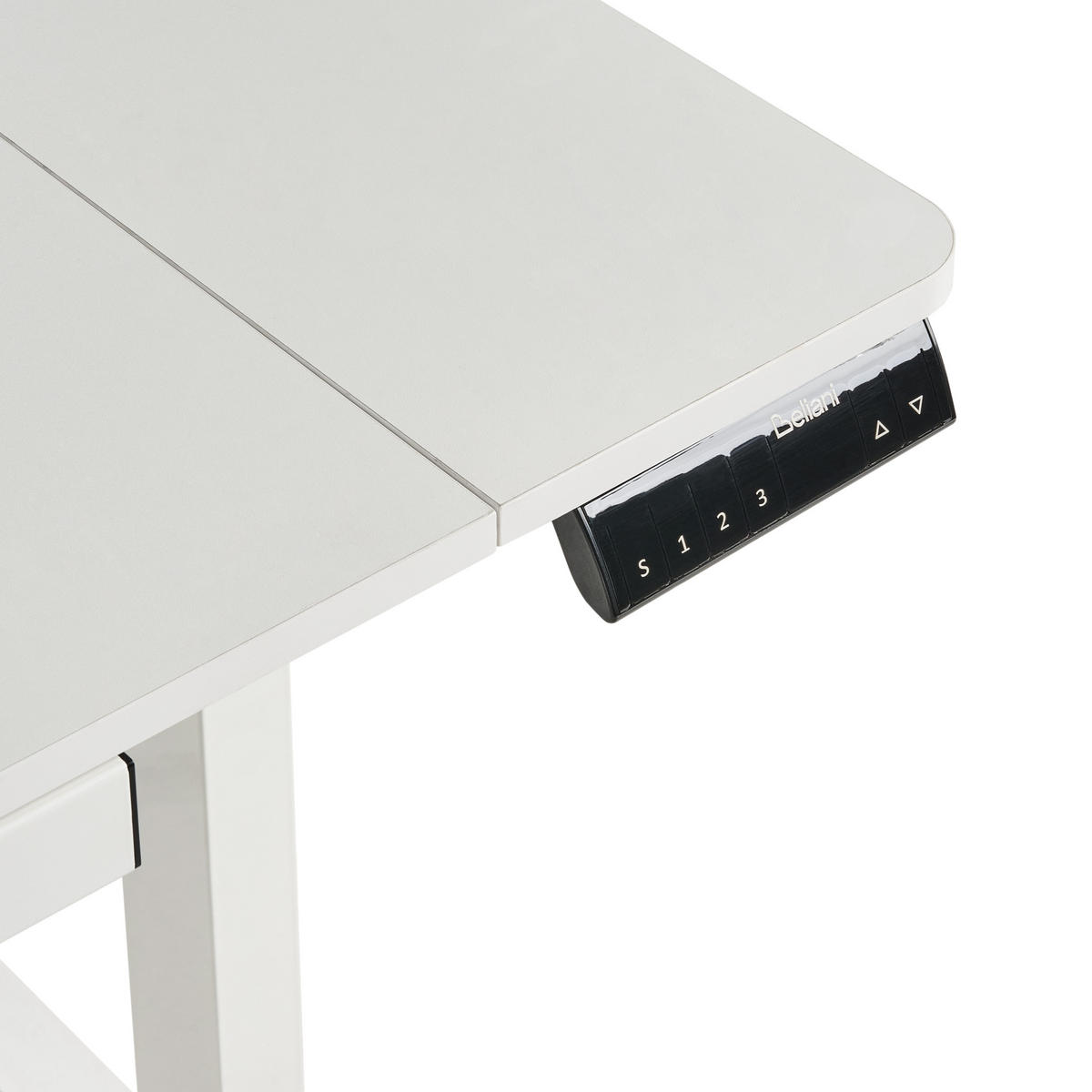 SCHREIBTISCH elektrisch höhenverstellbar 120/60 cm mit USB-Anschluss Weiß Lucama - Weiß, Holzwerkstoff/Metall (60/120/88cm) - Beliani