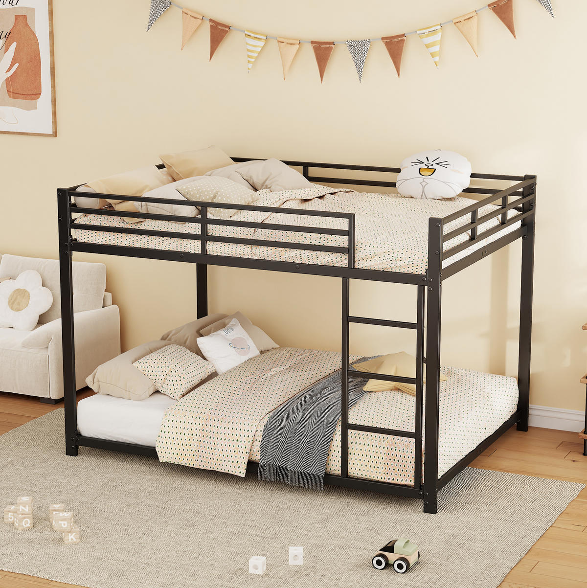 ETAGENBETT aus Metall 140x200 cm Schwarz mit Sicherheitsleisten, Lattenrosten und platzsparendem Design - Schwarz, Metall (140/200cm) - Modfu