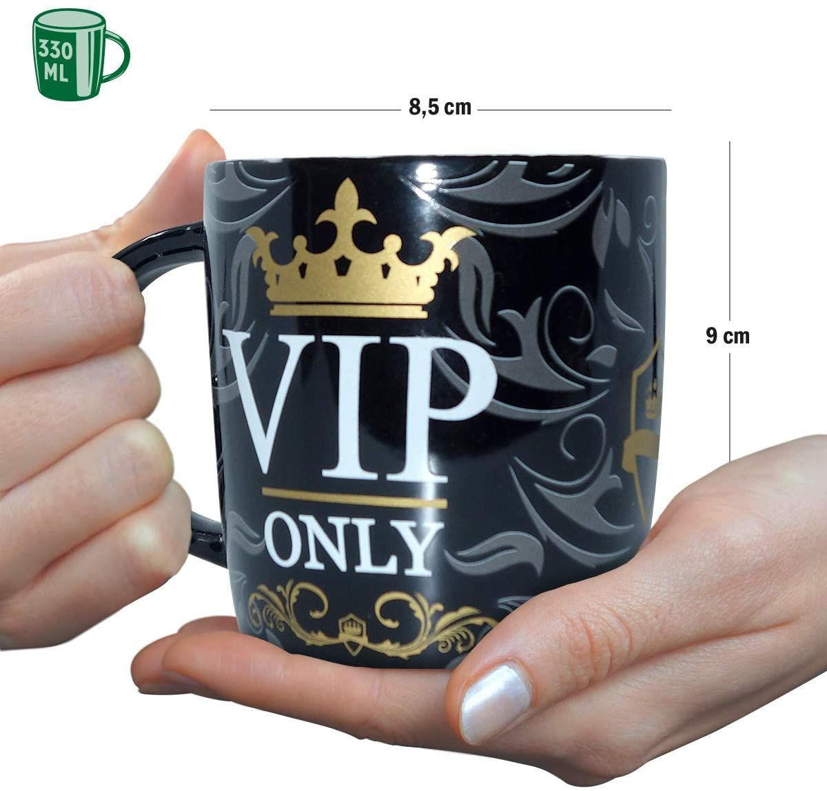 KAFFEETASSE 330 ml Achtung VIP Only - Multicolor, Keramik (0.33L) - Nostalgic-Art