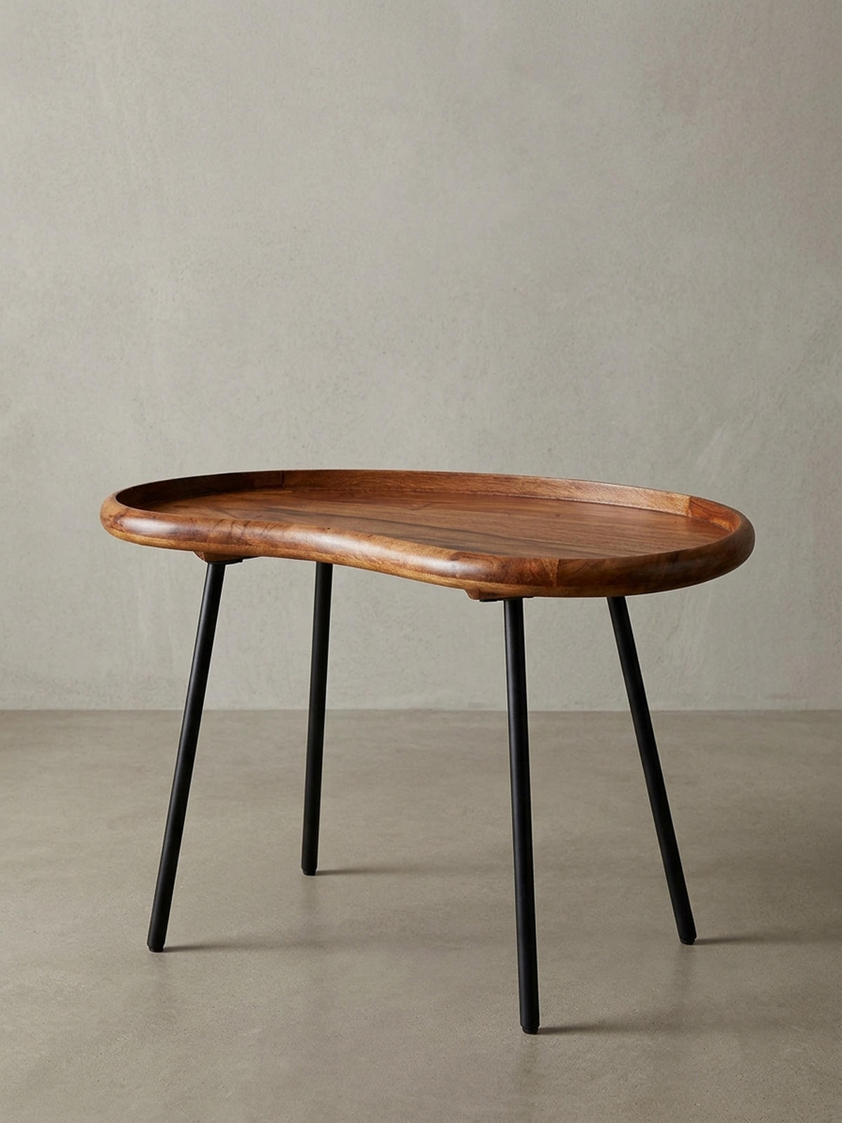 COUCHTISCH Massivholz mit Metallbeinen, Nierenform, Handgefertigt, Braun 71x40x51 cm - Schwarz/Braun, Holz/Metall (40/71/51cm) - KADIMA DESIGN