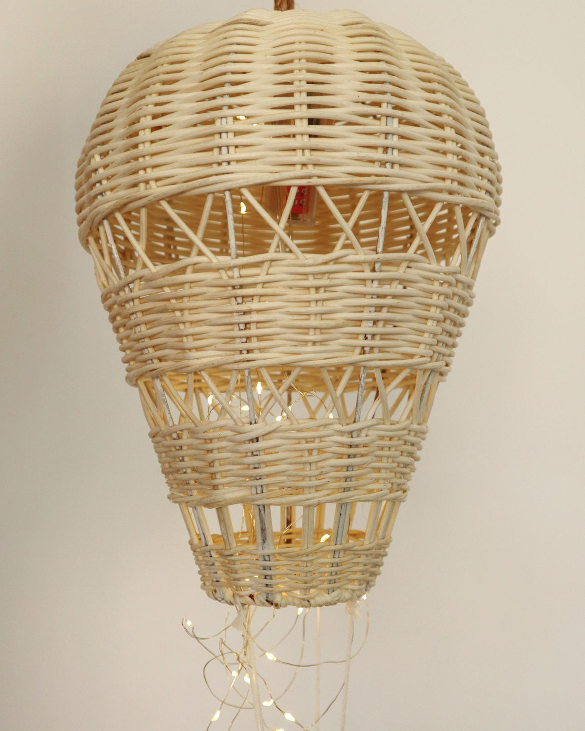STENSKA DEKORACIJA ratan naravna Bemba - naravne barve, naravni materiali (23/60/23cm) - Beliani