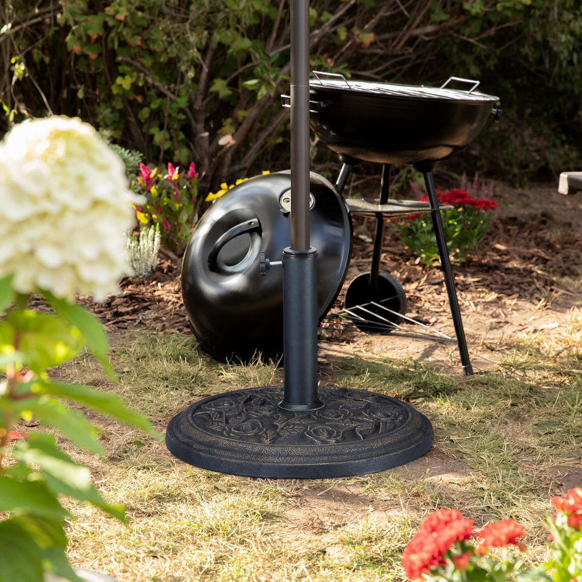 STOJALO za senčnik - črna, kovina/umetna masa (45/45cm) - Relaxdays