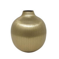 VASE Meliha in Gold 20/22 cm - Goldfarben, Metall (22cm) - LaLe Living