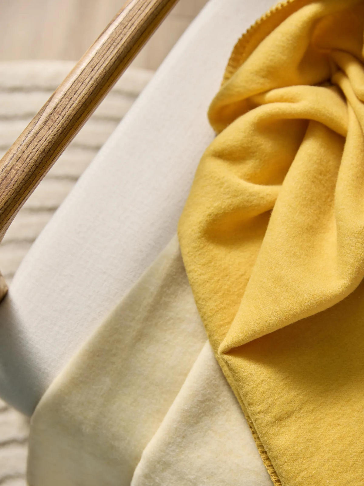 DECKE Mona Gelb 140/200 cm - Gelb, Textil (140/200cm) - benuta