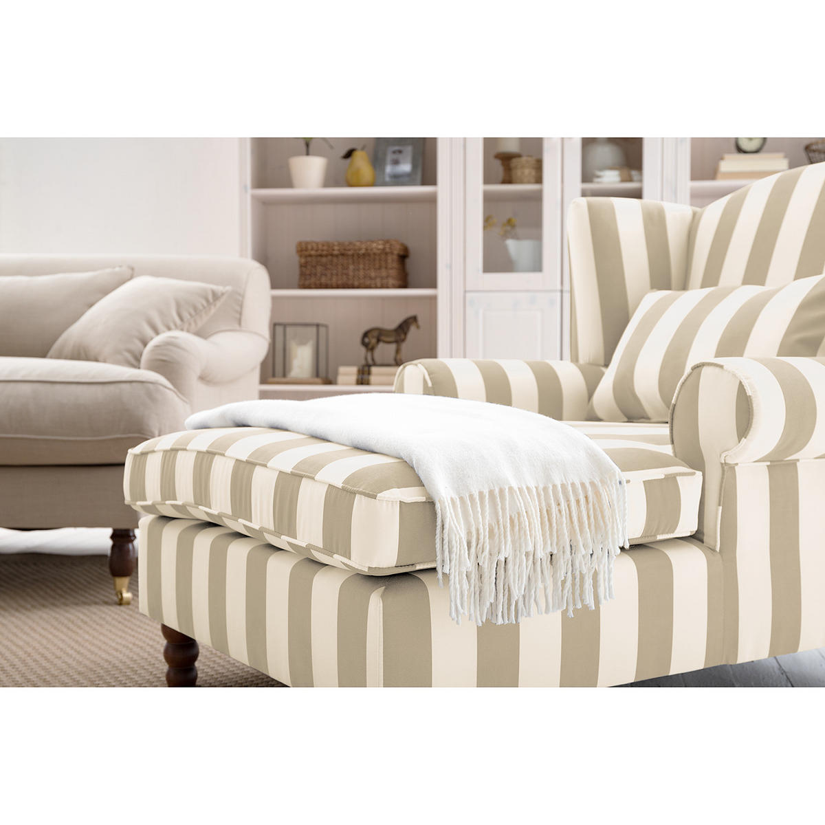 OHRENSESSEL - Webstoff - Beige/Weiß, Holz/Textil (94/95/134cm) - home24