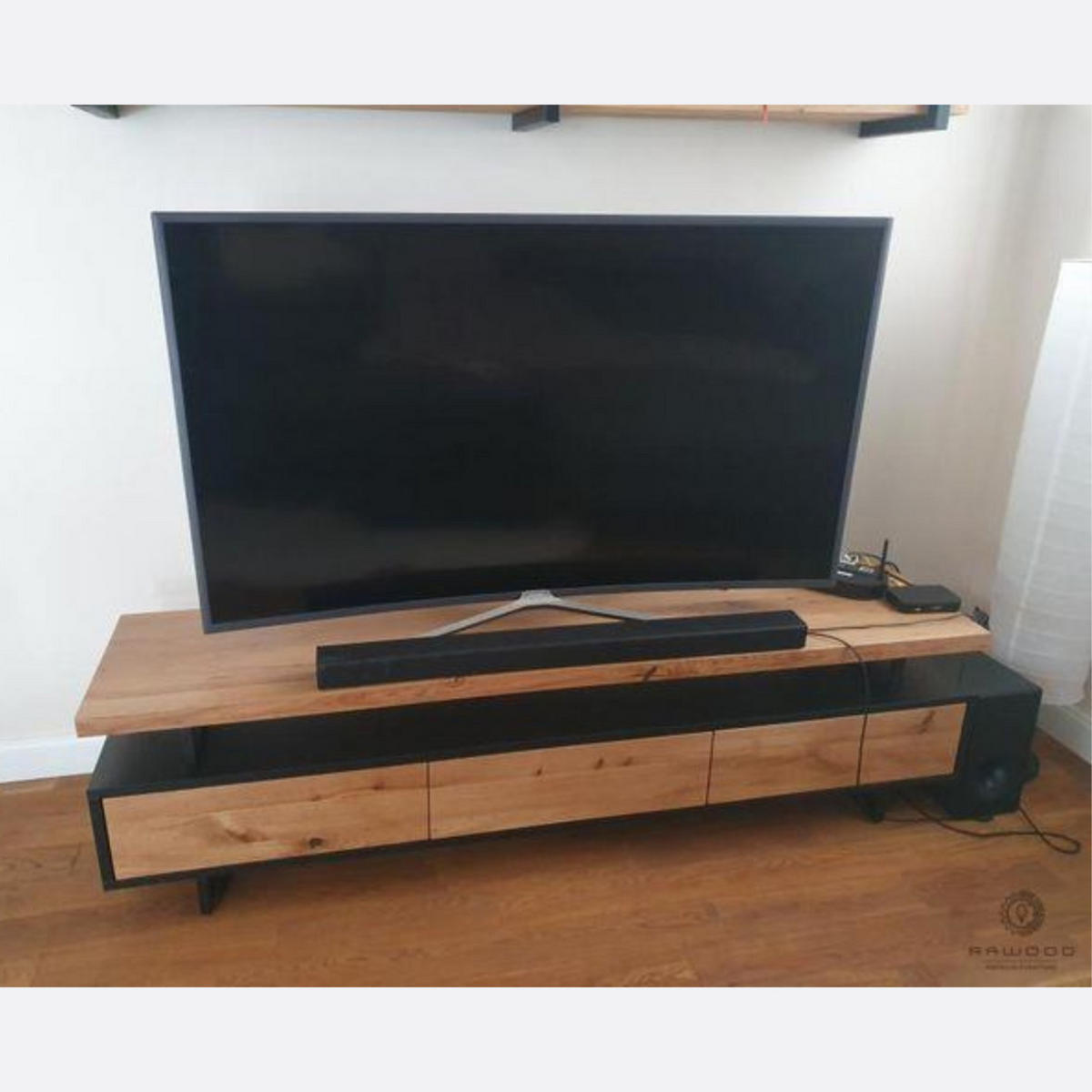 FERNSEHSCHRANK aus Eichenholz und laminierter Platte auf Metallbeinen NESCA II - Eichefarben, Holz (135/45/40cm) - Rawood Furniture