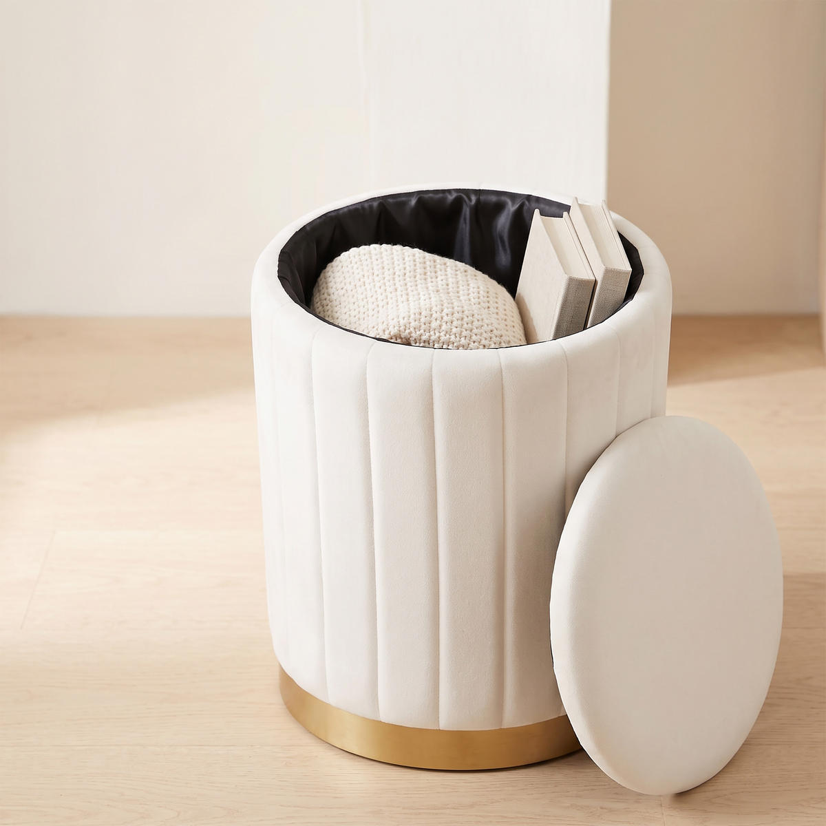 HOCKER Weiß Samt mit Stauraum rund goldfarbener Metallsockel - Weiß, Holzwerkstoff/Textil (32/42/32cm) - Relaxdays