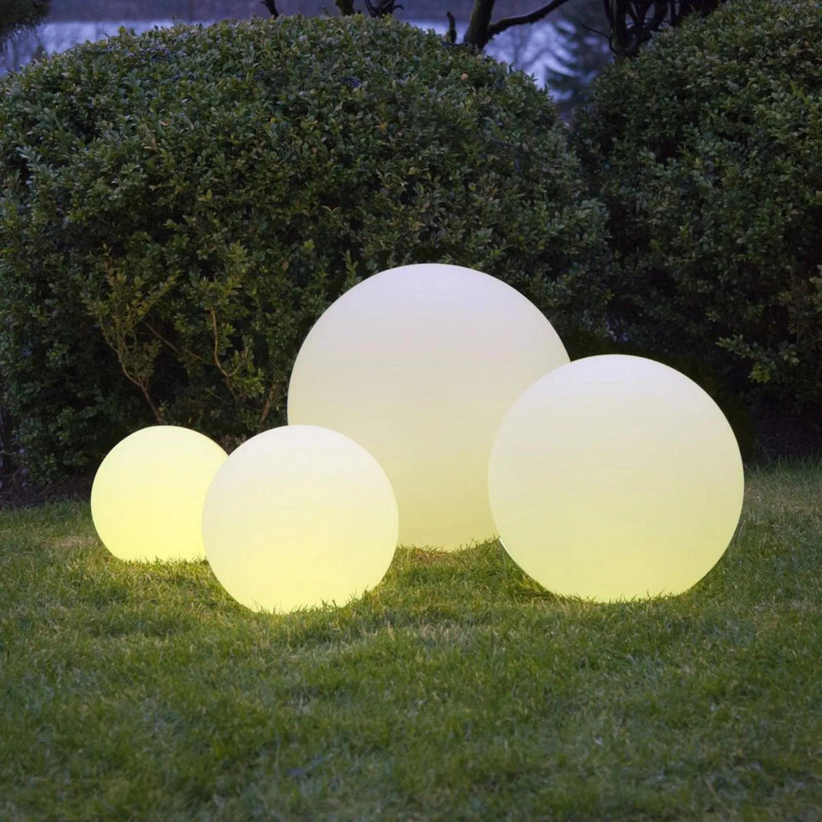 GARTENKUGELN Twilights Weiß - Weiß, Kunststoff (20/20/38cm) - click-licht