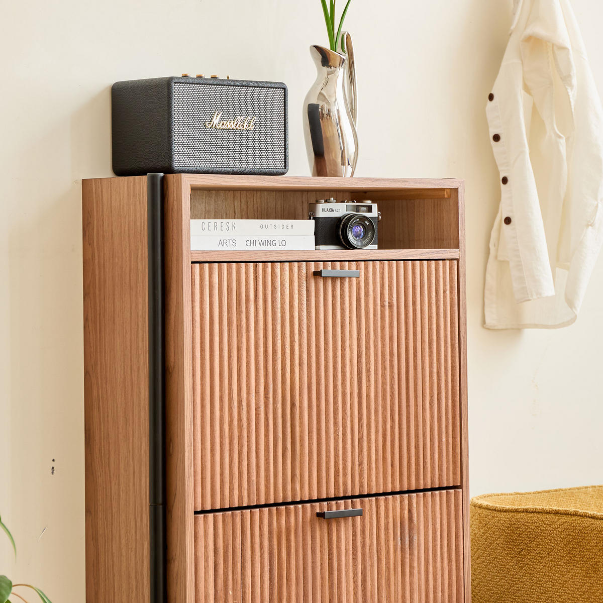SCHUHSCHRANK Nussbaumholz Braun - Braun, Holz (65/111/25cm) - Nordlys