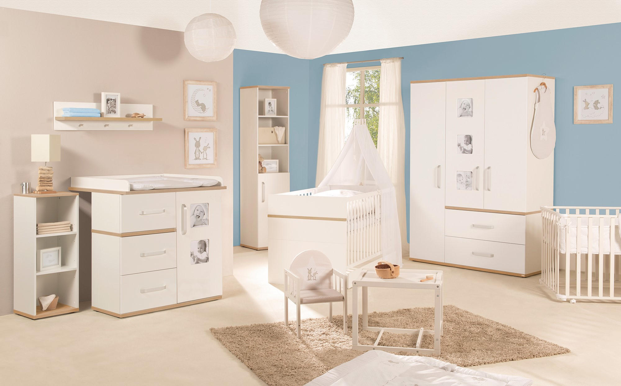 BABYZIMMER-SET Pia, mit breiter Wickelkommode, 3-teilig - Weiß, Holzwerkstoff (76/81/142.5cm) - Roba