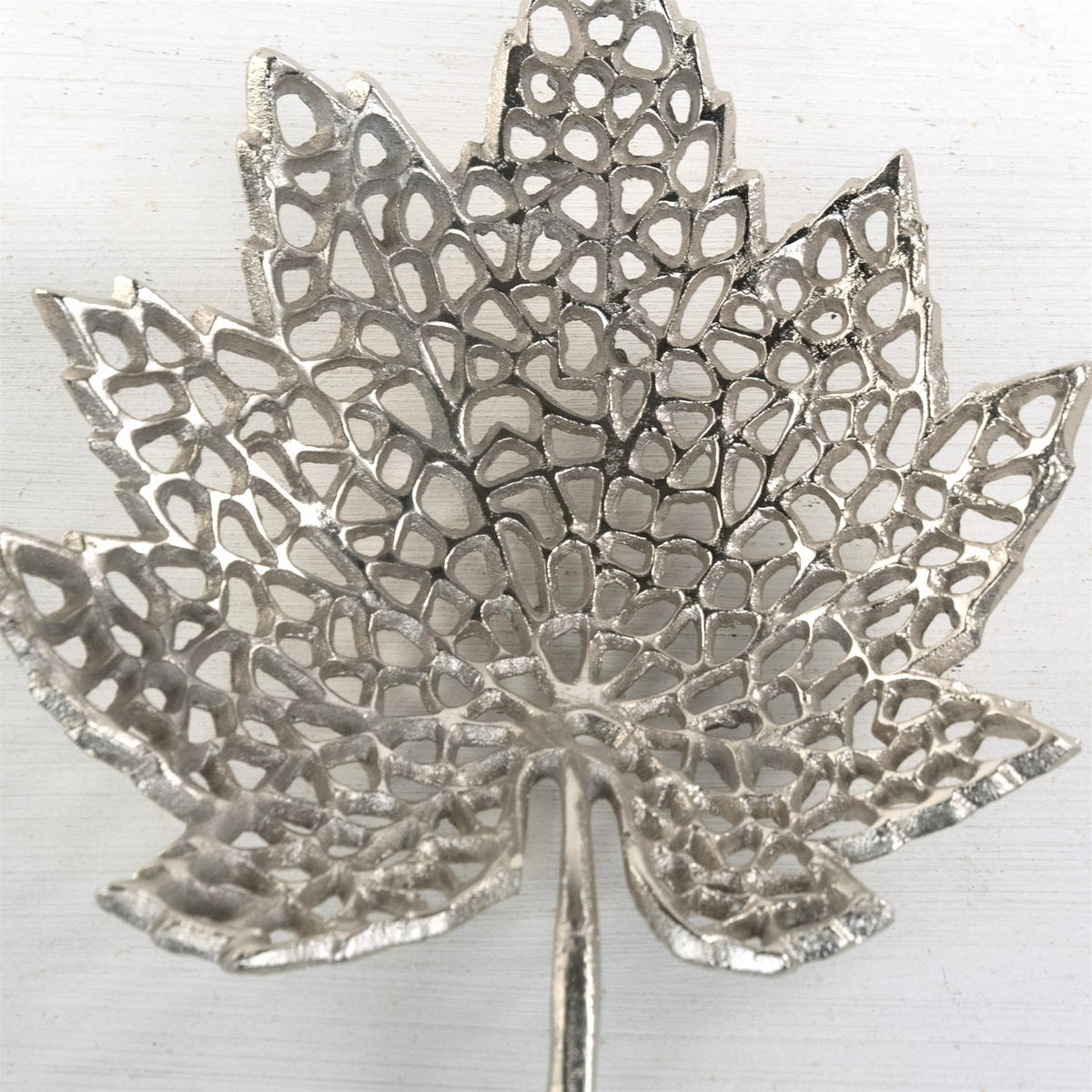 DEKO-SCHALE Leaf 30 Metall Silber - Silberfarben, Metall (22cm) - DESIGN DELIGHTS