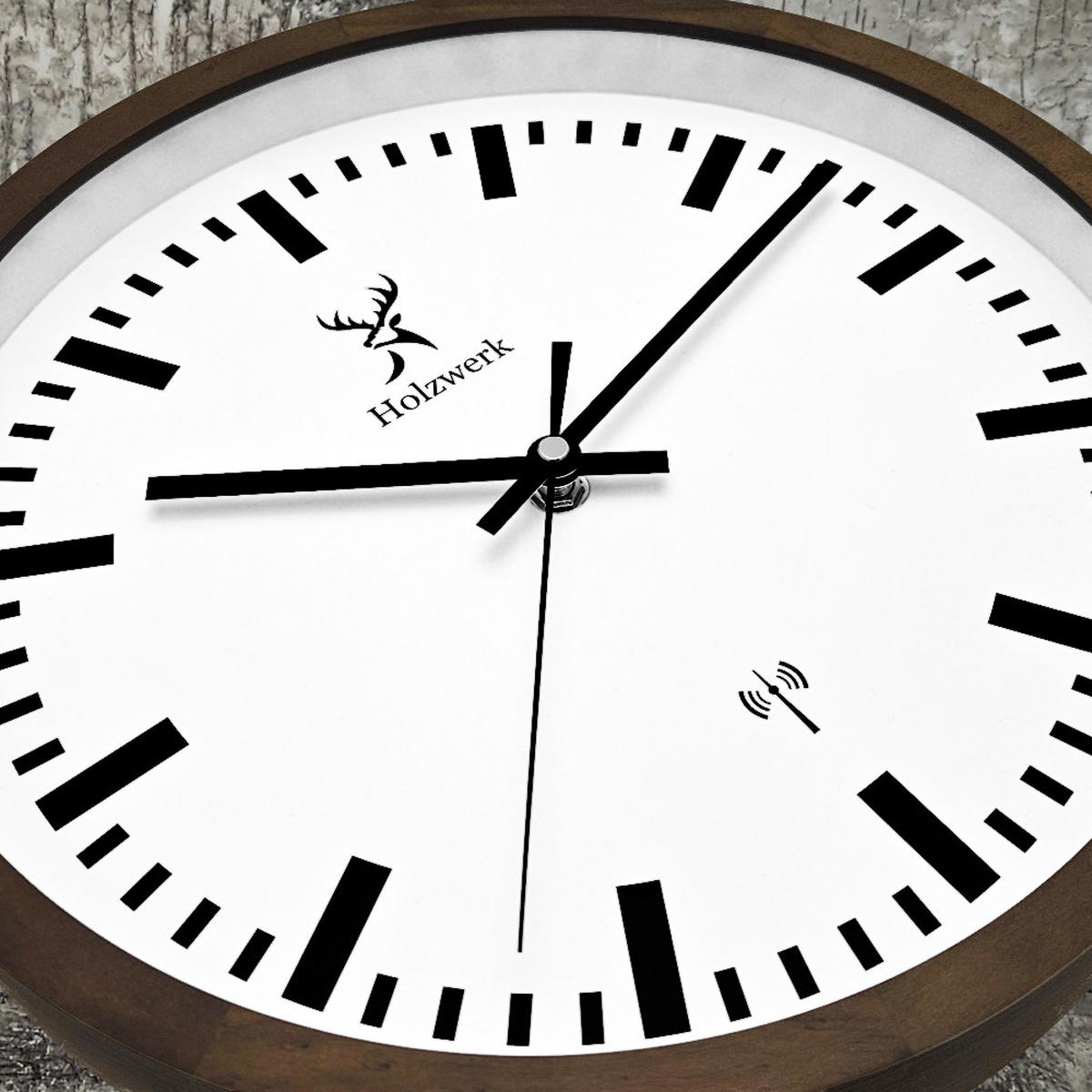 WANDUHR Holz Designer HOMBURG (FUNK) Loft Wand Uhr, braun, weiß - Dunkelbraun, Glas/Holz (30/30/4.2cm) - Holzwerk