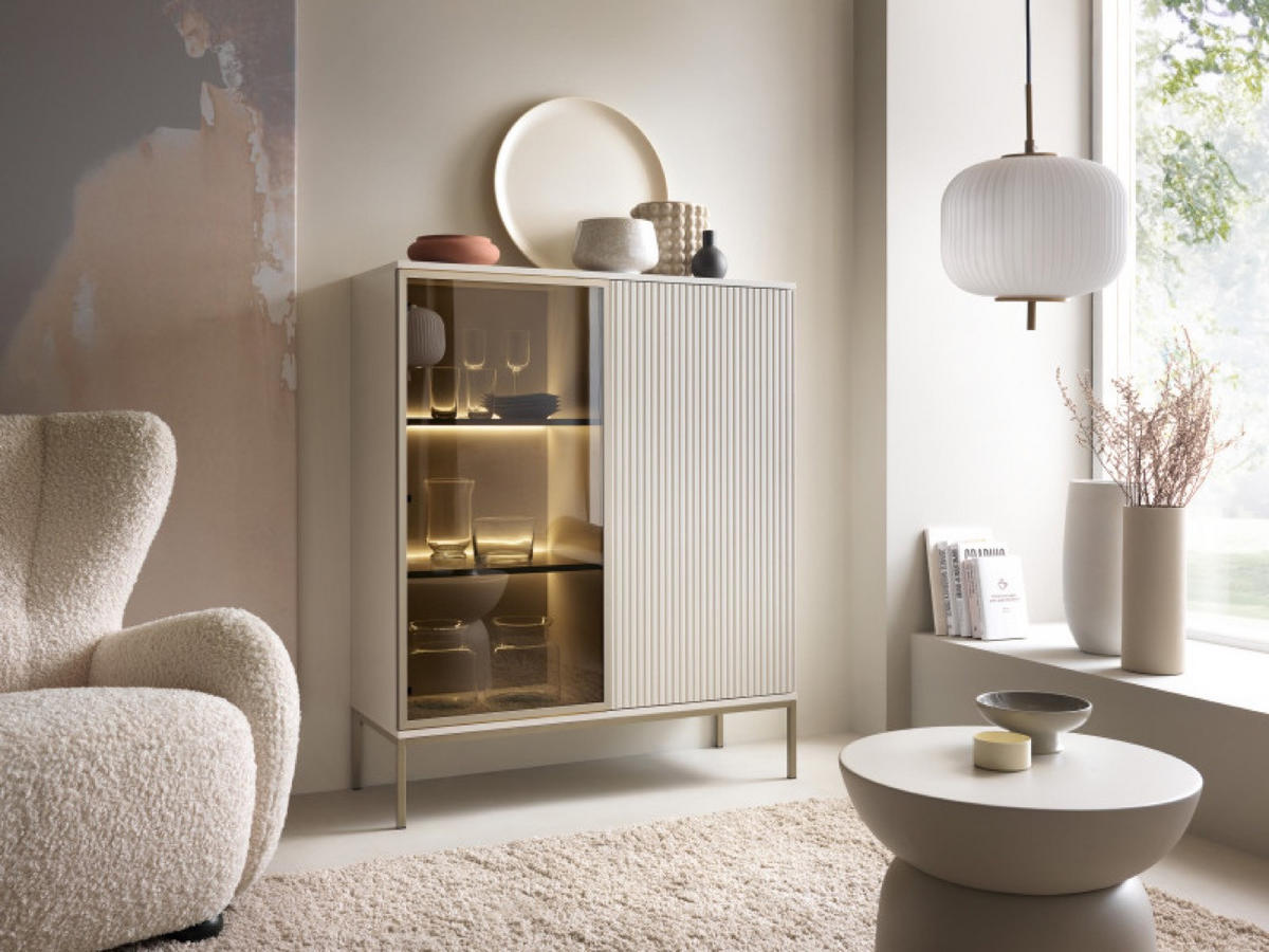 VITRINE Weiß SANTI Mit Lamellen - Beige, Holzwerkstoff (104/126/39cm) - Sepro Meble