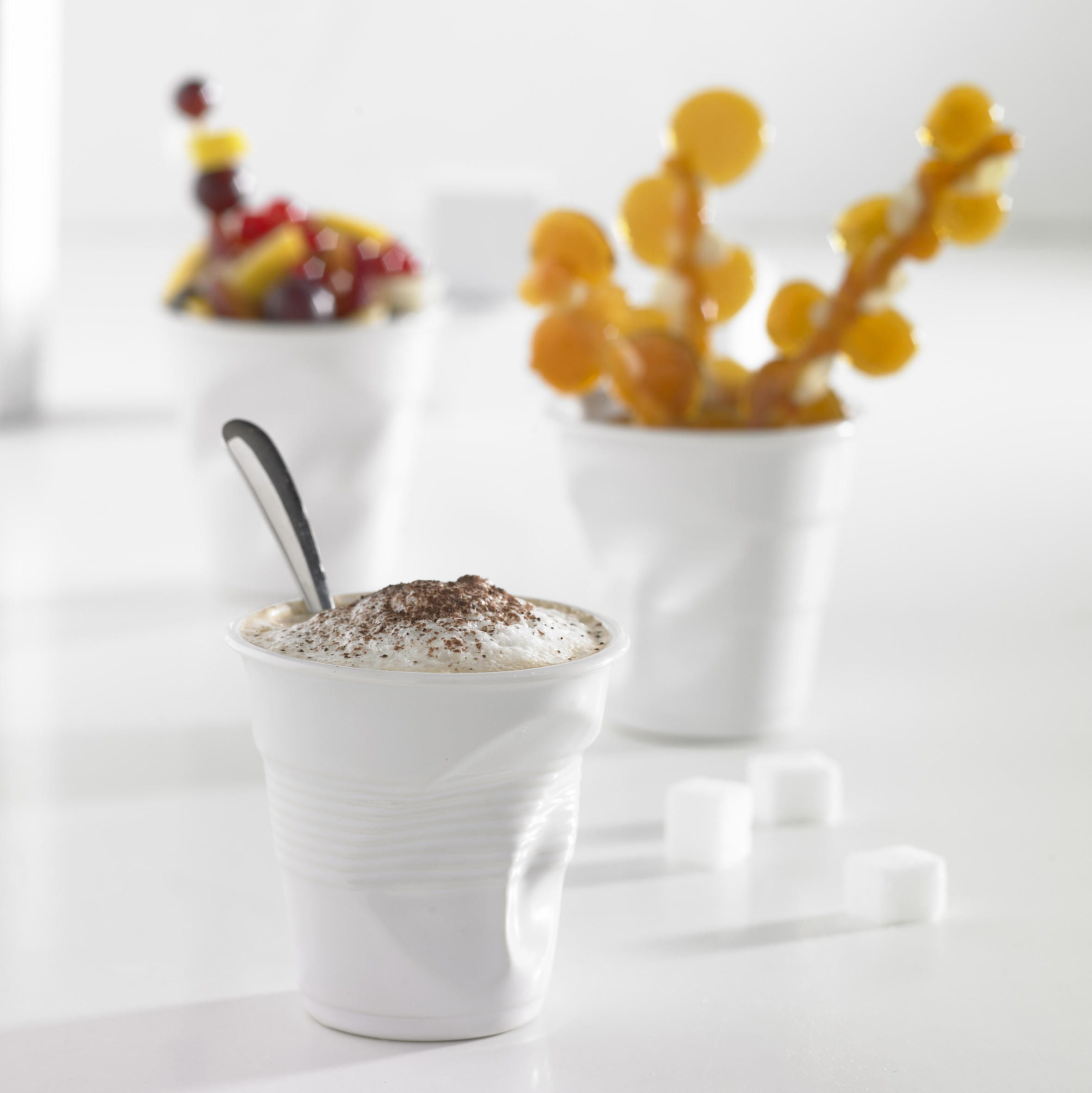 KNICKBECHER Espresso 0,08l Weiß - Weiß, Keramik (0.08L) - Revol Porcelaine France