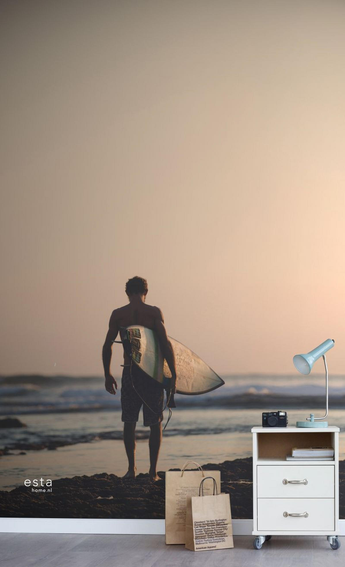 FOTOTAPETE Surfer mit Surfbrett 186 x 279 cm - Braun, Papier (186/279cm) - ESTAhome