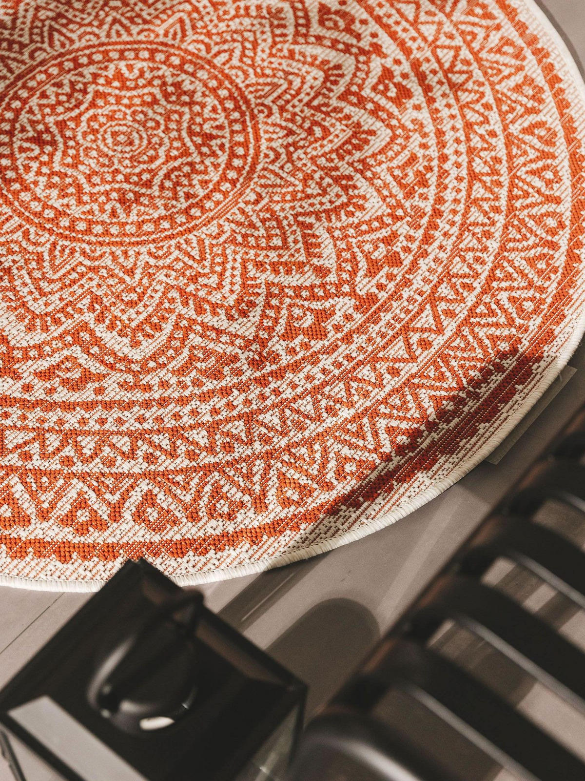 VNITŘNÍ a venkovní koberec Cleo Oranžová ø 150 cm kulatý - pomerančová, plast/umělá hmota (150/1cm) - KUNSTLOFT