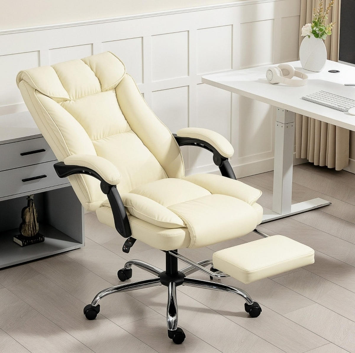 BÜROSTUHL ergonomisch mit Fußstütze Kunstleder Beige - Beige, Kunststoff (66/121/72cm) - Meubliv