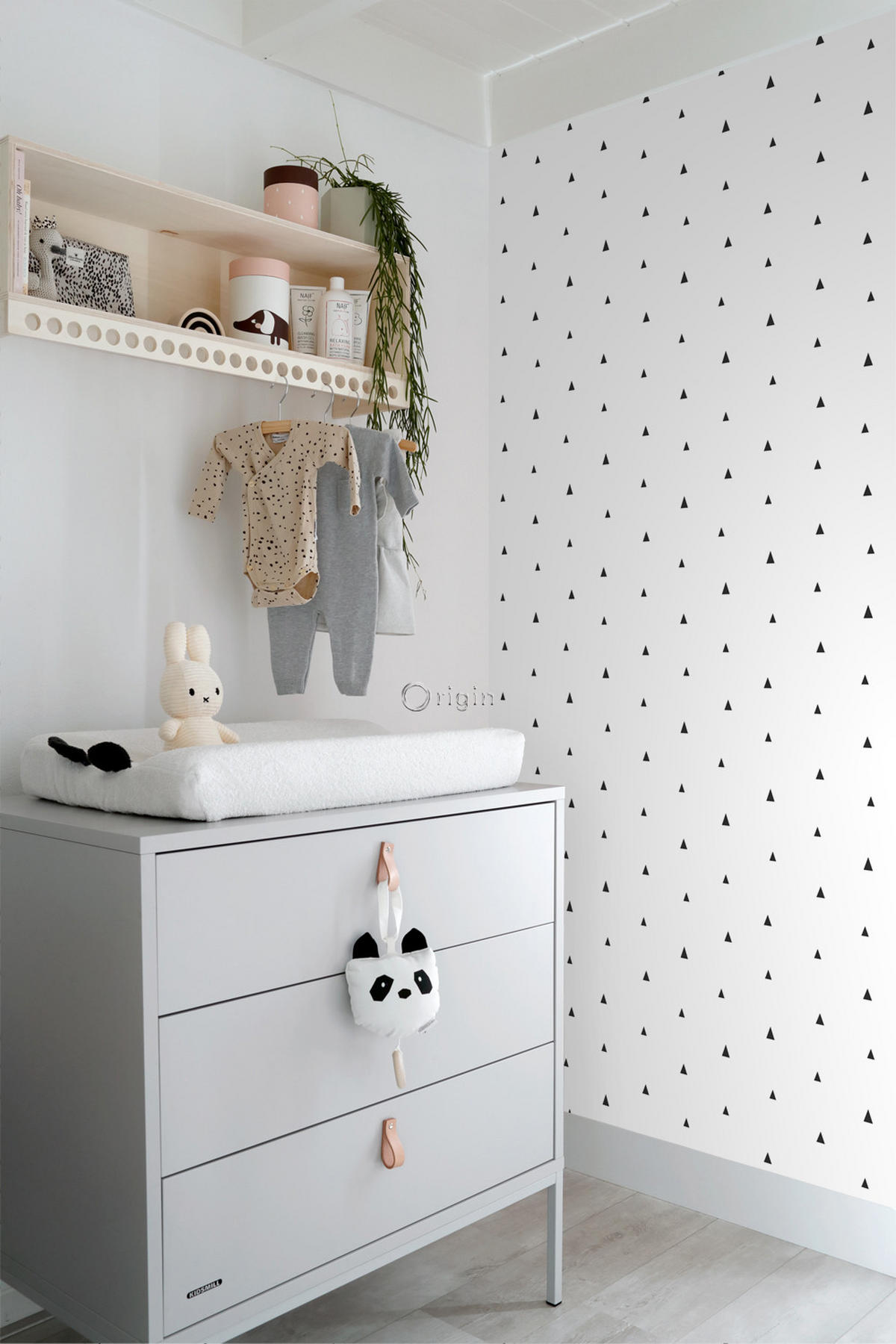 TAPETE grafische Dreiecke 53 cm x 10.05 m - Schwarz, Papier (53/0.1cm) - Origin Wallcoverings