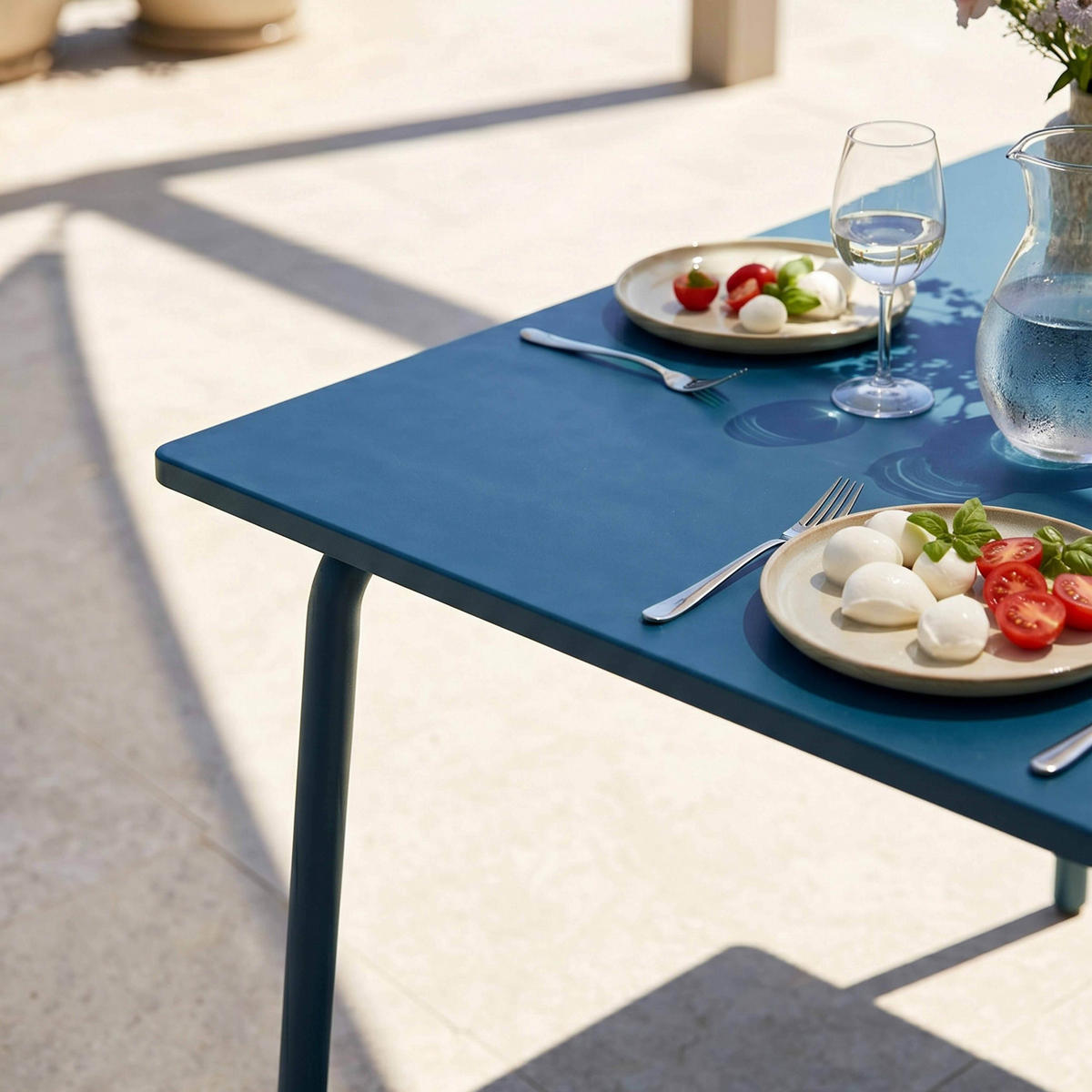 GARTENTISCH , Pazifikblau - Blau, Metall (120/120/72cm) - Oviala