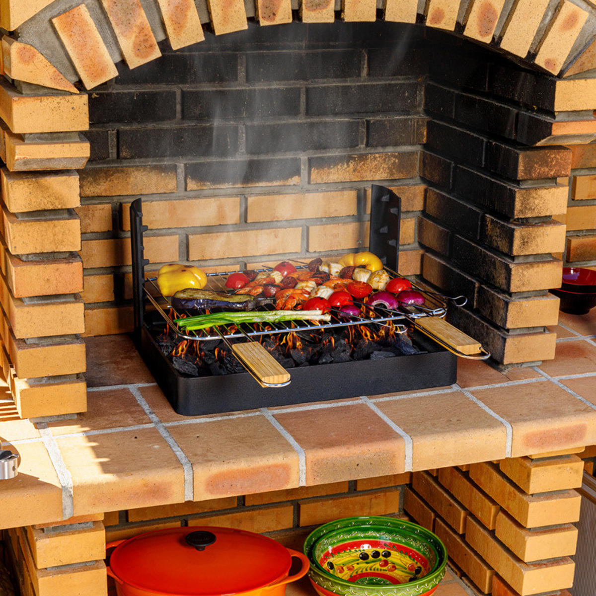 HOLZKOHLEGRILL Grilloir Schwarz - Schwarz, Metall (57.5/26.5/57.5cm) - Somagic