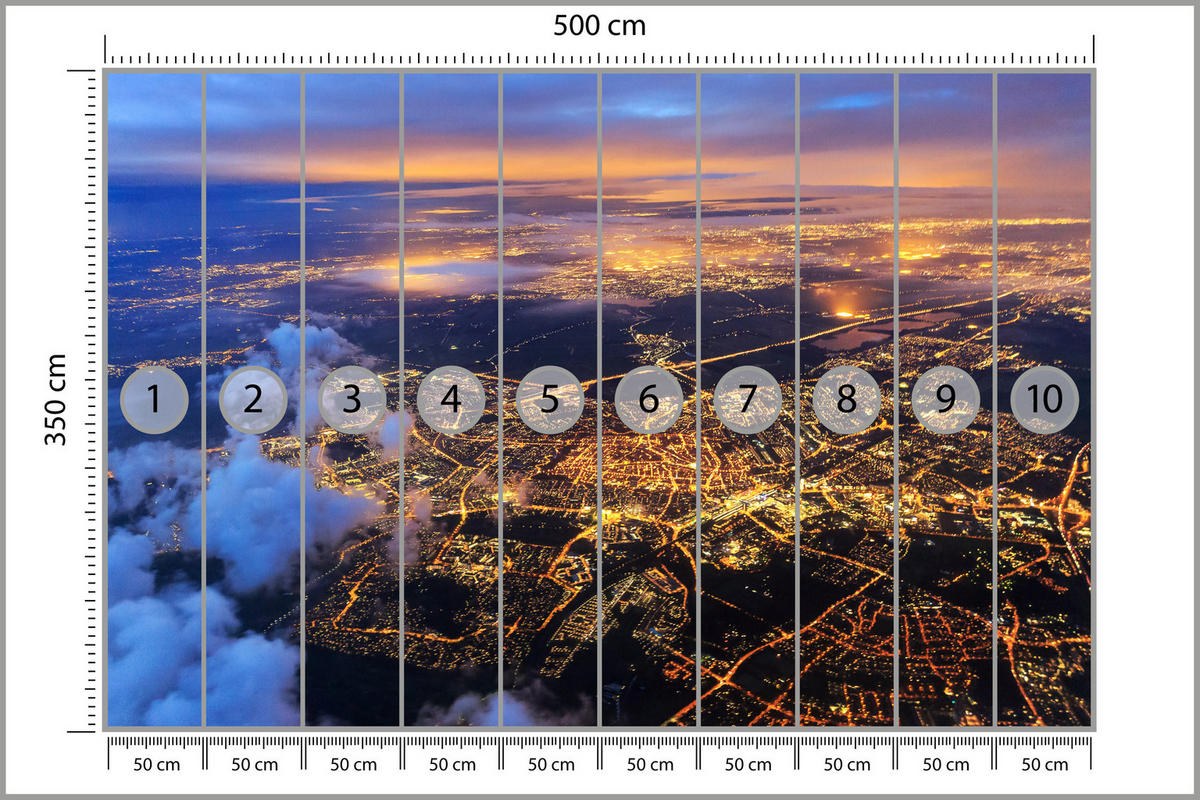 FOTOTAPETE für Wohnzimmer Vogelperspektive Beleuchtete Stadt Skyline 500x350 - Gelb/Orange, Papier (500/350cm) - Muralo