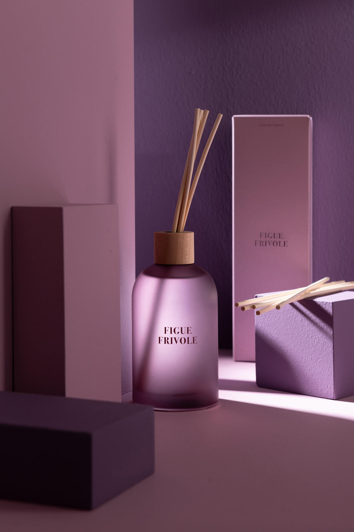 DUFTSPENDER HAUSPARFUM ACCORDS ESSENTIELS - Lila - 250 ml - Lila, Paraffin (7.5/27.5/7.5cm) - J-Line